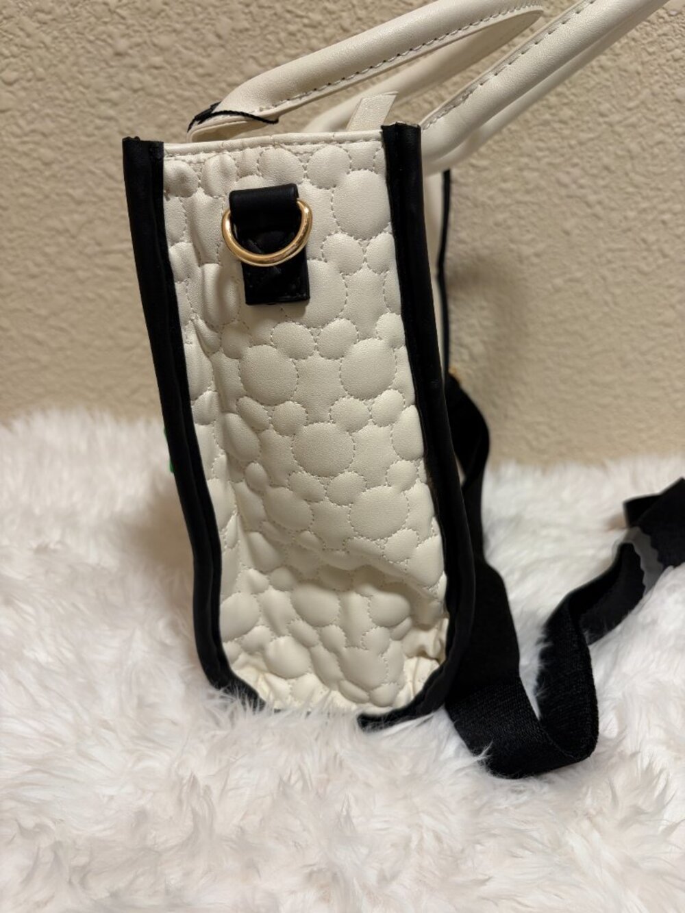 Disney Classic Mickey Mouse 90s Style QuiltedTote Bag White Black Crossbody NWT - Picture 6 of 8